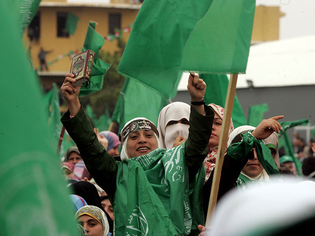 23 марта в Газе прошел многотысячный митинг, организованный руководством террористической организации ХАМАС и посвященный 10-й годовщине со дня смерти шейха Ахмада Ясина