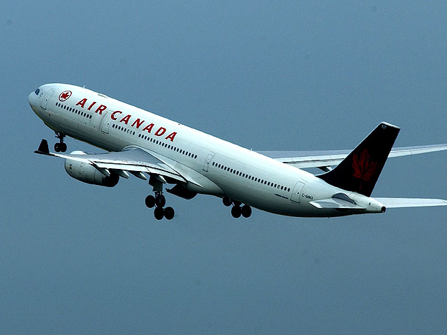 ТАА будет обслуживать самолеты Air Canada