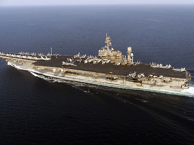 Командующий Пятым флотом: США останутся в Заливе на многие десятилетия