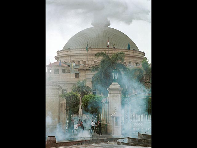 Беспорядки в университете Каира. 2002 год