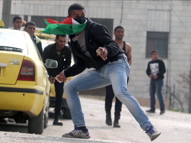 Беспорядки на Западном берегу: есть пострадавшие