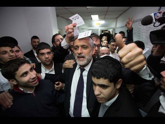 Депутат Кнессета от партии ШАС Эли Ишай после оглашения результатов выборов в Бейт-Шемеше