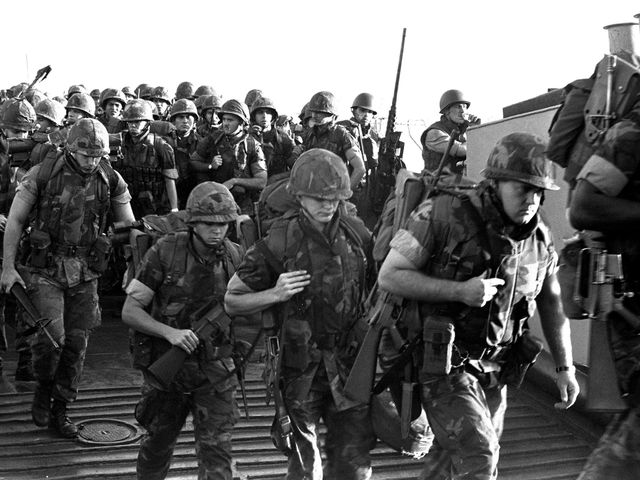 Высадка американских морских пехотинцев в Бейруте в 1982 году