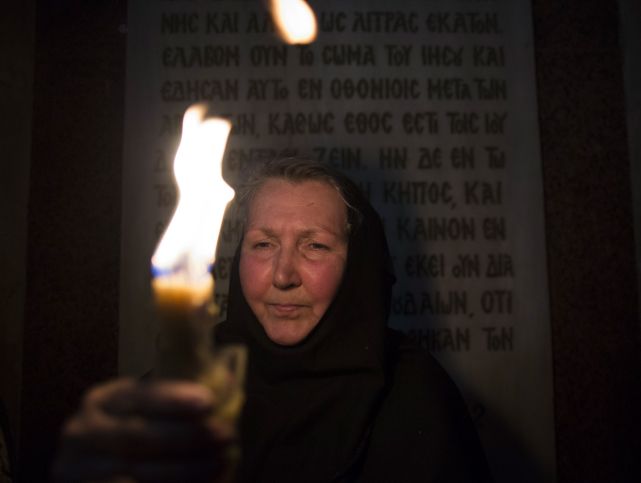 Схождение Благодатного огня в Храме Гроба Господня. Иерусалим, 19.04.2014