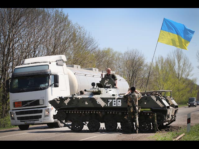 Украинские военные. Блокпост около Славянска