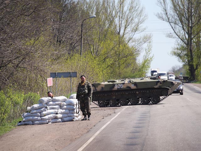 Украинские военные. Блокпост около Славянска