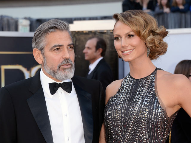 Джорж Клуни и Стэйси Кейблер в феврале 2013 года