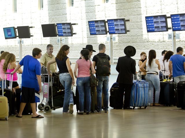 "Итальянская забастовка" на паспортном контроле в аэропорту Бен-Гурион