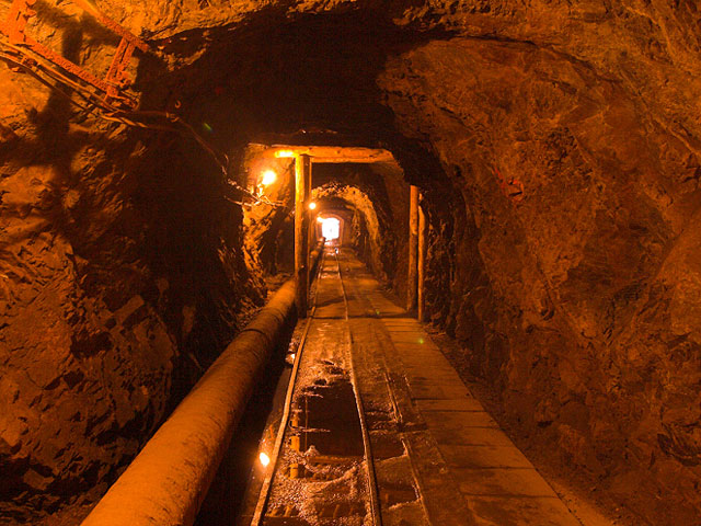 Взрыв в угольной шахте в Турции: под завалами оказались около 300 горняков