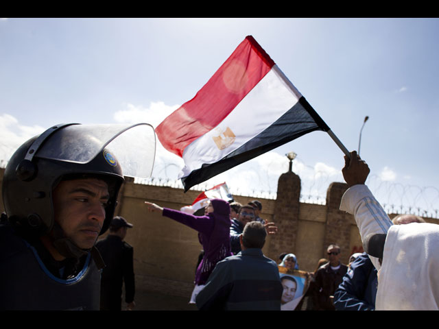 В Каире на манифестации исламистов расстреляны полицейские 