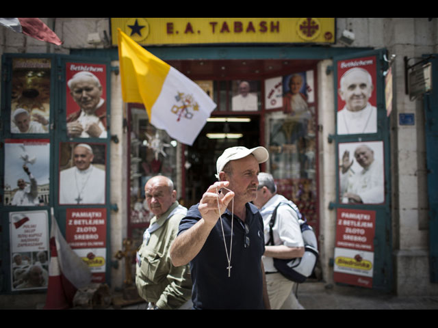 Подготовка к приему Папы Римского Франциска в Вифлееме 20 мая 2014 года  