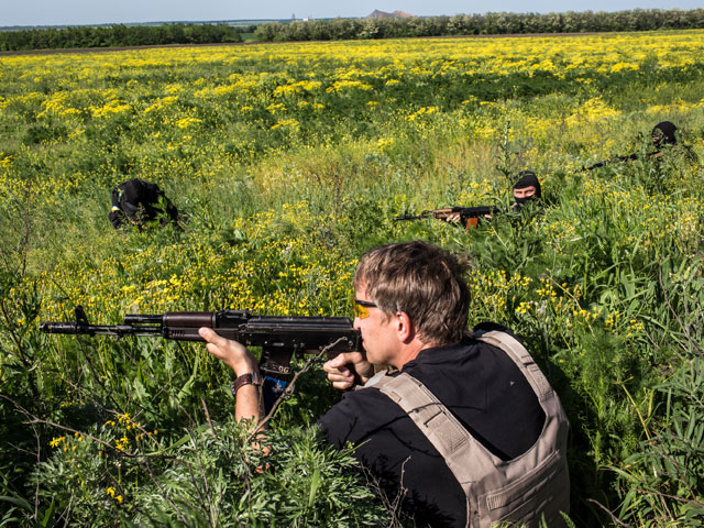Вооруженные боевики пересекли границу Украины на территории Луганской области  