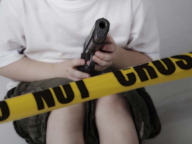 В Аризоне трехлетний мальчик застрелил своего полуторагодовалого брата