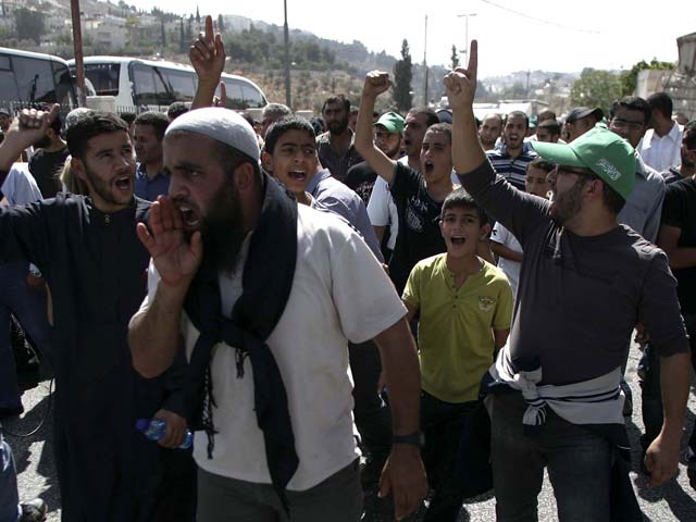 Активисты ХАМАС и Исламского движения около Львиных ворот в Иерусалиме (архив)