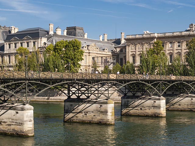 Парижский Мост Искусств