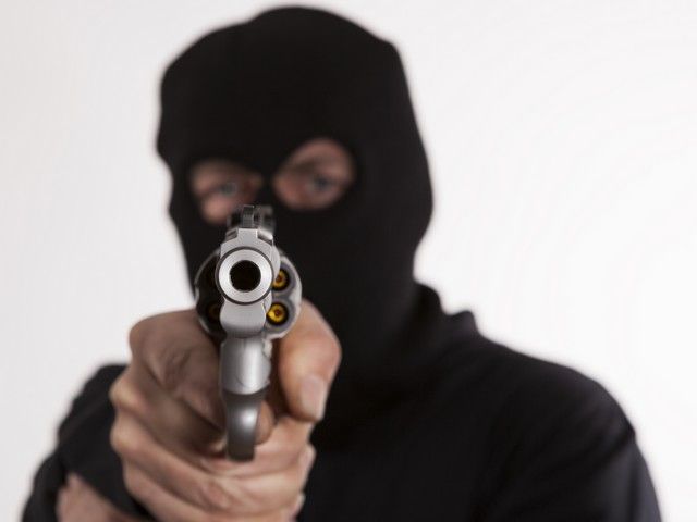 Преступники ограбили магазин в Рош-Пине и украли 70.000 шекелей