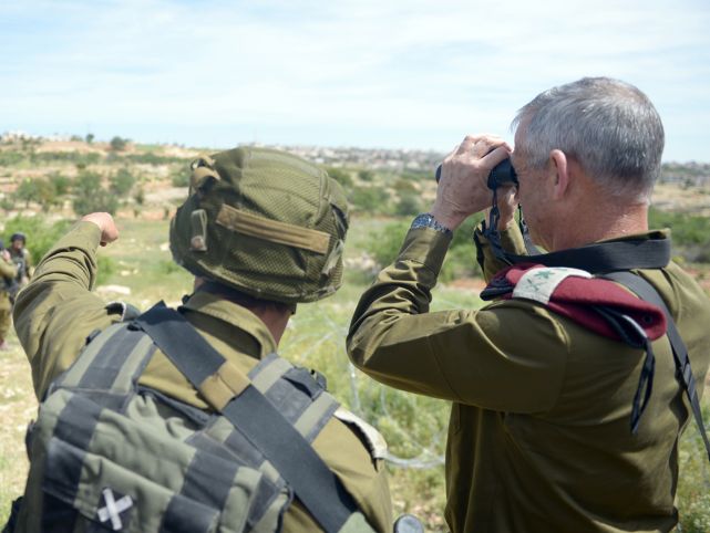 Начальник генерального штаба Армии обороны Израиля генерал-лейтенант Бени Ганц