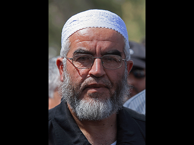 МВД Израиля объявило шейха Раада Салаха невыездным