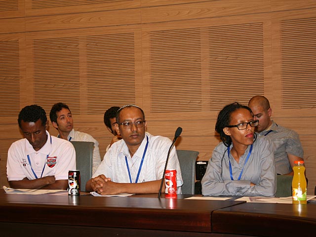 Заседание комиссии Кнессета. 18 июня 2014 года
