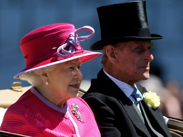 Королева Елизавета посетит съемочную площадку "Игр престолов"