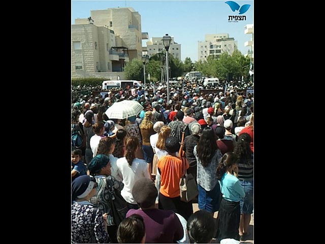Похоронная процессия Эяля Эфраха в Эляде. 1 июля 2014 года