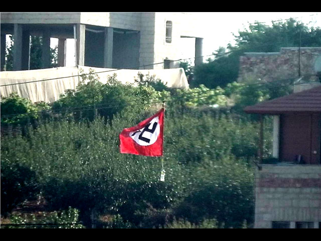 Нацистский флаг над деревней Бейт-Умар