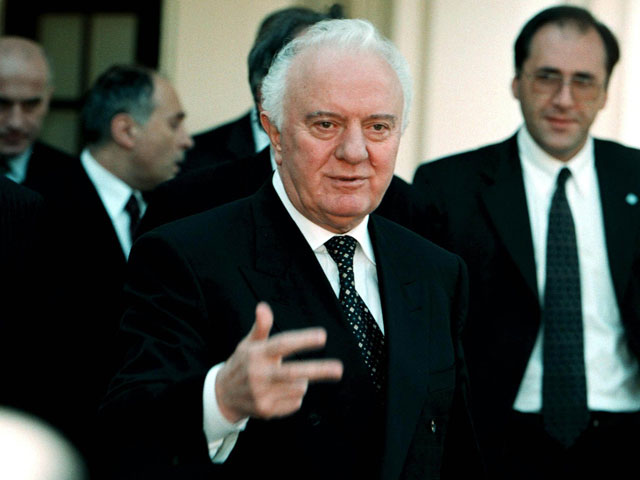 Эдуард Шеварднадзе в 1999 году