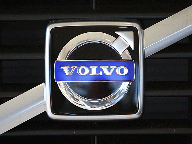 Volvo был первым концерном, установившим на своих автомобилях израильскую систему безопасности