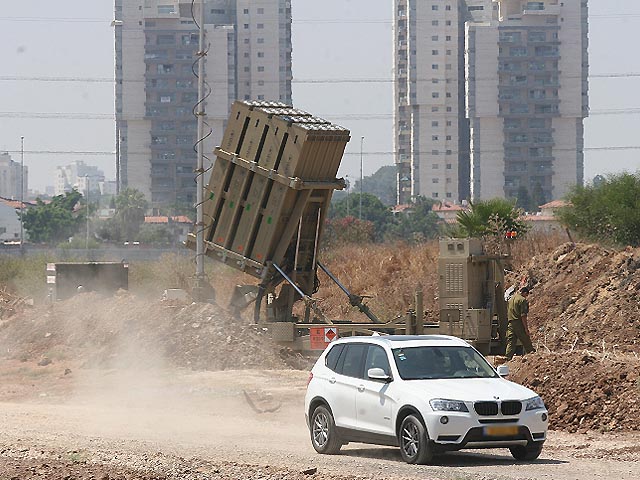 Сирены, предупреждающие о ракетном обстреле, прозвучали в центре Израиля