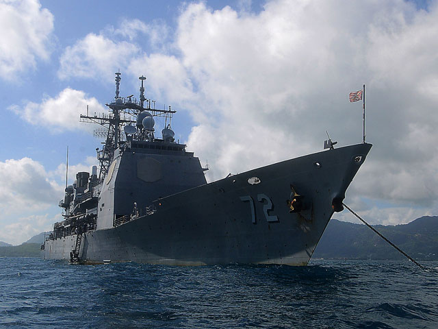 Крейсер USS Vella Gulf