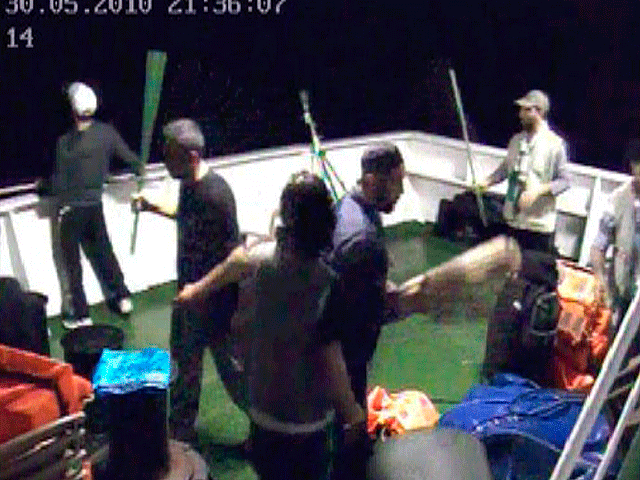 Вооруженные исламисты на борту "Мави Мармара". Вечер 30 мая 2010 года