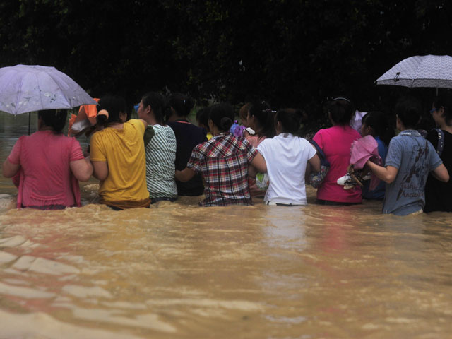 Жертвами наводнения на юге Китая стали 27 человек, разрушены более 2 тысяч домов