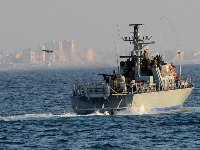 ВМС ЦАХАЛа около побережья Газы в период проведения операции "Нерушимая скала". Лето 2014 года