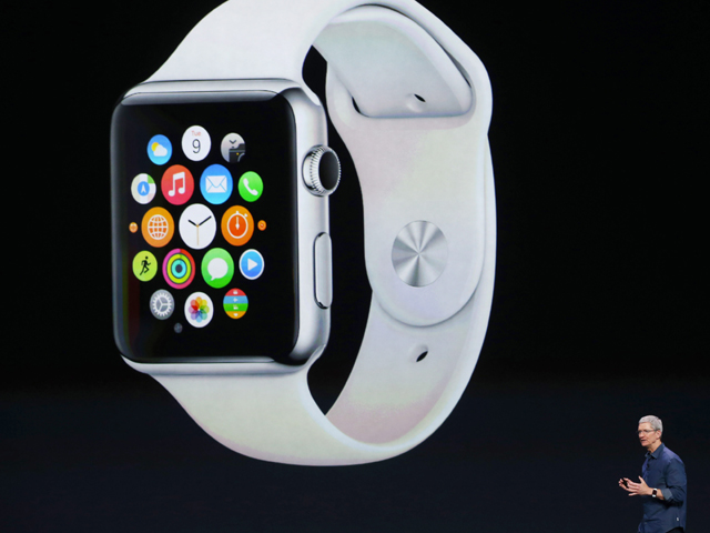 Apple представила "умные часы"