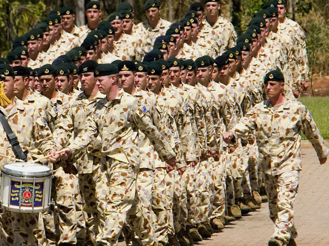 Сотни австралийских военнослужащих направляются на войну с ИГ
