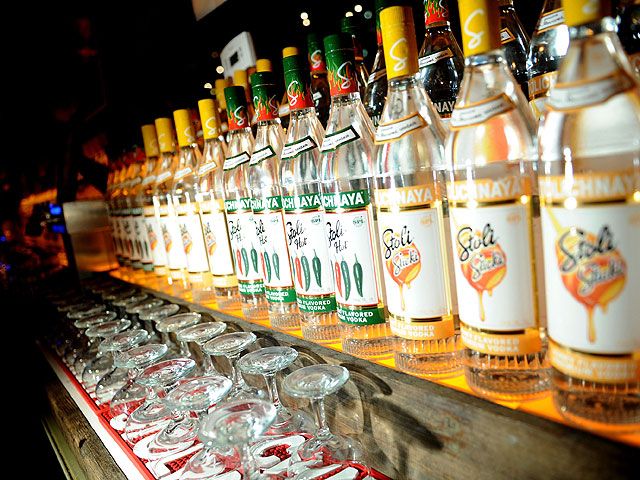 Россия ограничит ввоз алкоголя из стран Таможенного союза