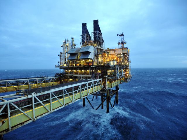 "Роснефть" нашла нефть и газ в Арктике с помощью иностранного оборудования