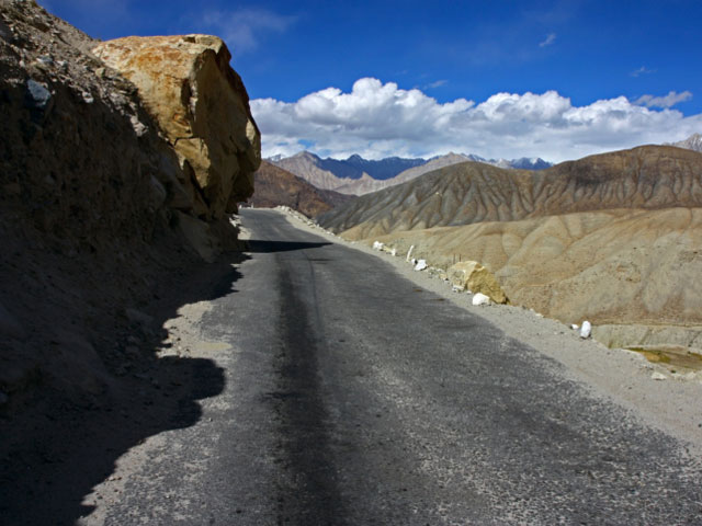 Дорога в Непале   