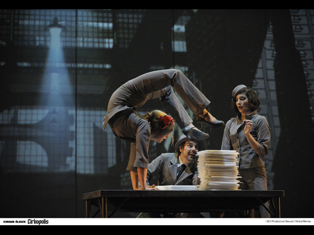 В тель-авивском Центре сценических искусств начались гастроли знаменитого канадского Cirque Eloize
