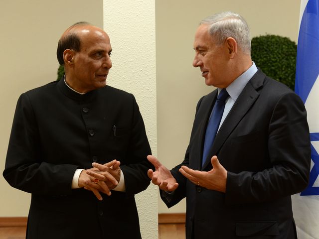 Глава МВД Индии Раджнат Сингх и премьер-министр Израиля Биньями Нетаниягу