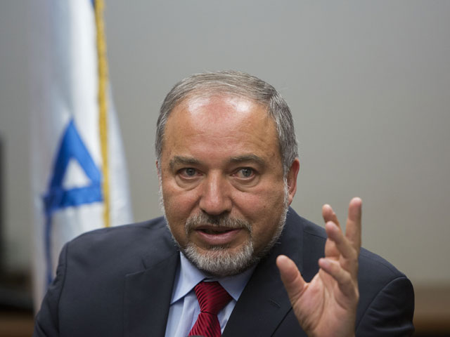 Либерман: "Подстрекательство Аббаса опаснее, чем призывы ХАМАС к террору"
