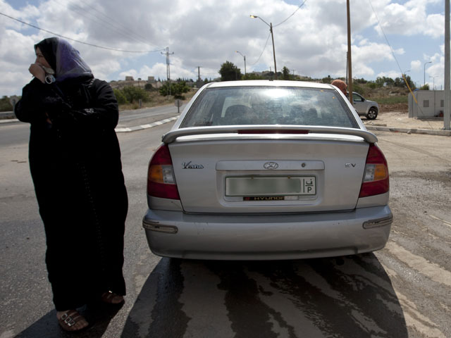     СМИ: в Самарии автомобили палестинских арабов подверглись "каменным атакам"