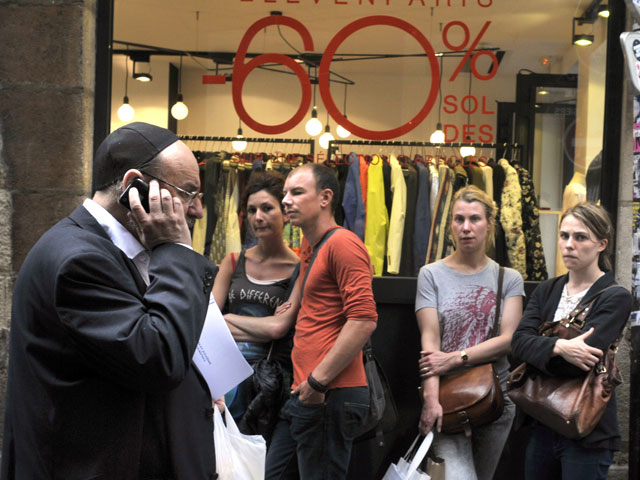 На 9% выше среднего по OECD израильские цены на одежду и обувь