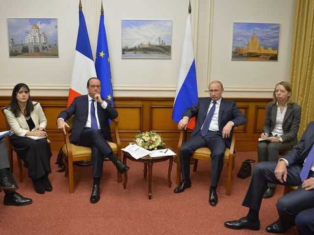 Президент Франции Франсуа Олланд и президент России Владимир Путин. Москва, 06.12.2014