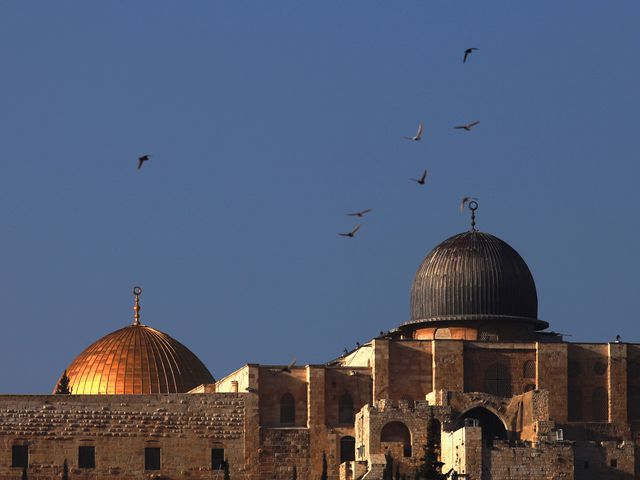 Мечеть Аль-Акса и Купол-над-Скалой (иллюстрация)