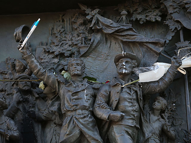 "Республиканский марш" в Париже: шествие против террора  