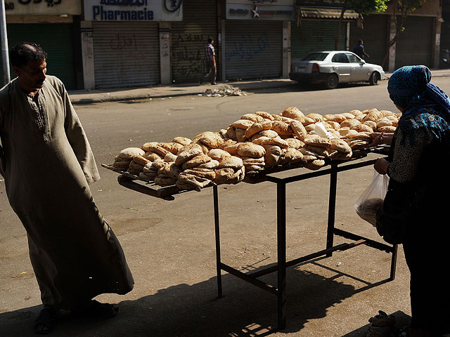 Новая система субсидий на хлеб экономит Египту сотни миллионов долларов  
