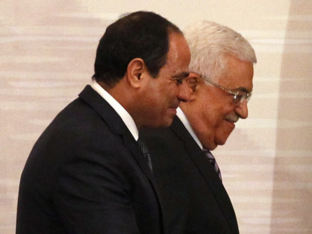 Президент Египта Абд аль-Фаттах ас-Сиси и председатель ПНА Махмуд Аббас