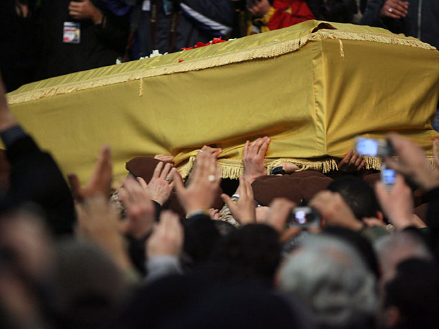 В похоронах Джихада Мугнии в Бейруте приняли участие несколько тысяч ливанцев  