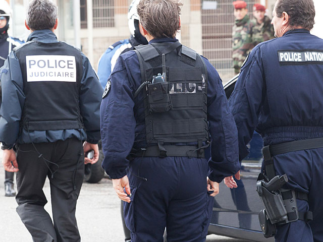 Во Франции задержаны пятеро граждан РФ, подозреваемых в подготовке терактов  